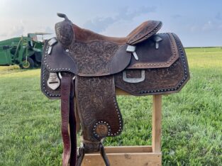 15.5 Wenger Show Saddle w/ Silver Horn