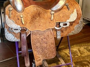 McLelland Saddle – 16″ Padded to a 15″
