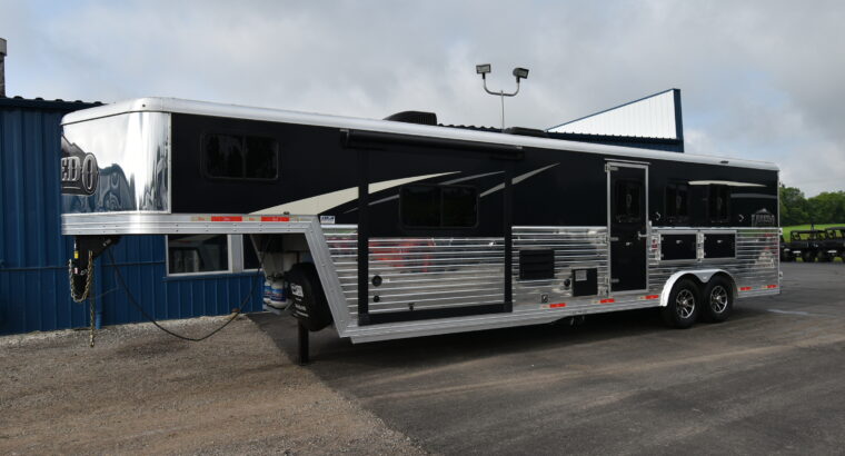 2018 BISON LAREDO