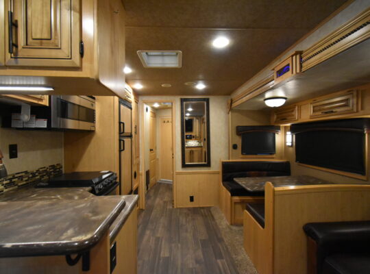 2016 Bison Trailers Premiere Horse Trailer