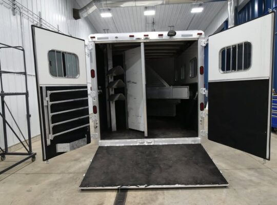 2006 Sooner SE 317 – Ready to Roll!