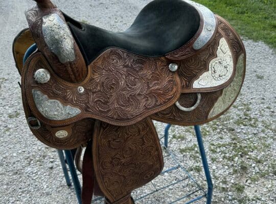 16″ CIRCLE Y SHOW SADDLE