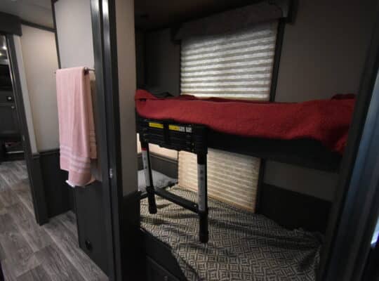 Merhow Bunk Bed Trailer W/ Full Rear Tack