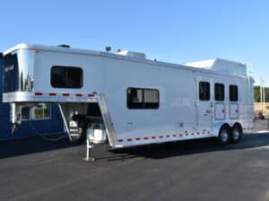 2006 Kiefer Manufacturing GENESIS X3 Horse Trailer